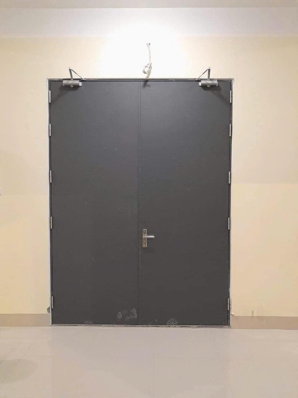 Thi Công cửa Phòng Cháy