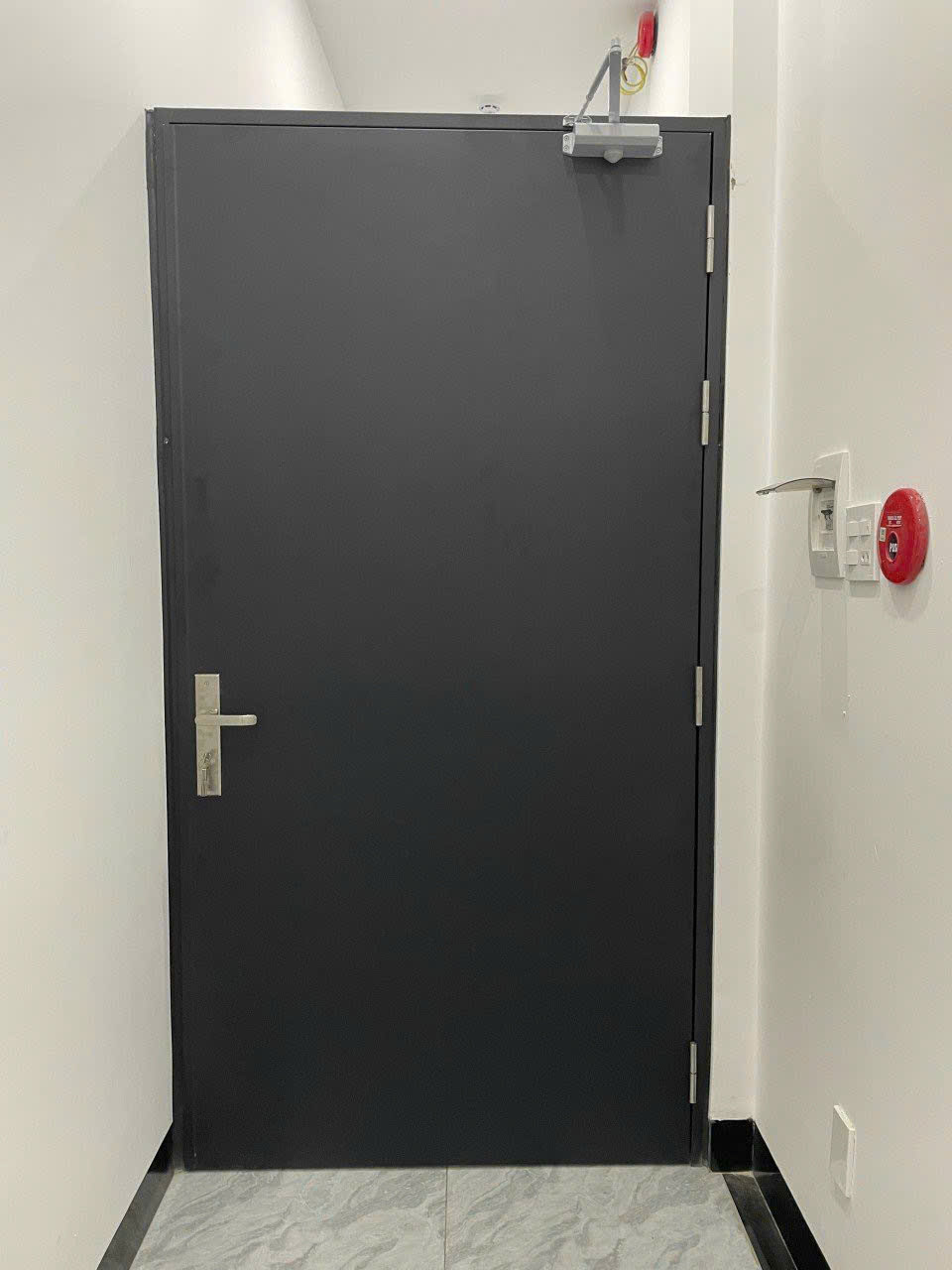 Thi Công Cửa Phòng Cháy